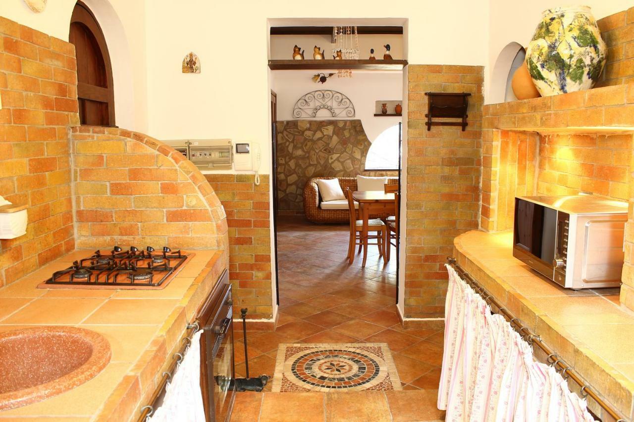 Villa Porto Rais Карини Екстериор снимка