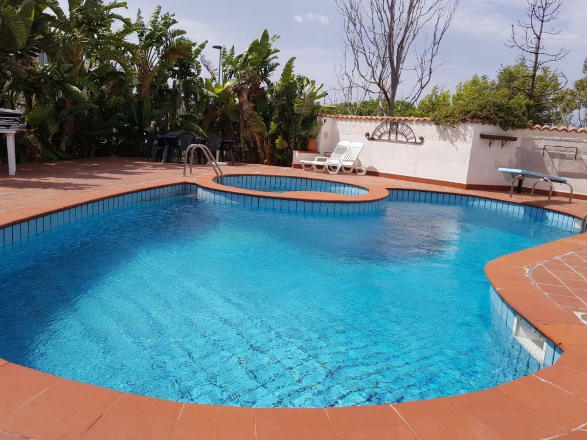 Villa Porto Rais Карини Екстериор снимка