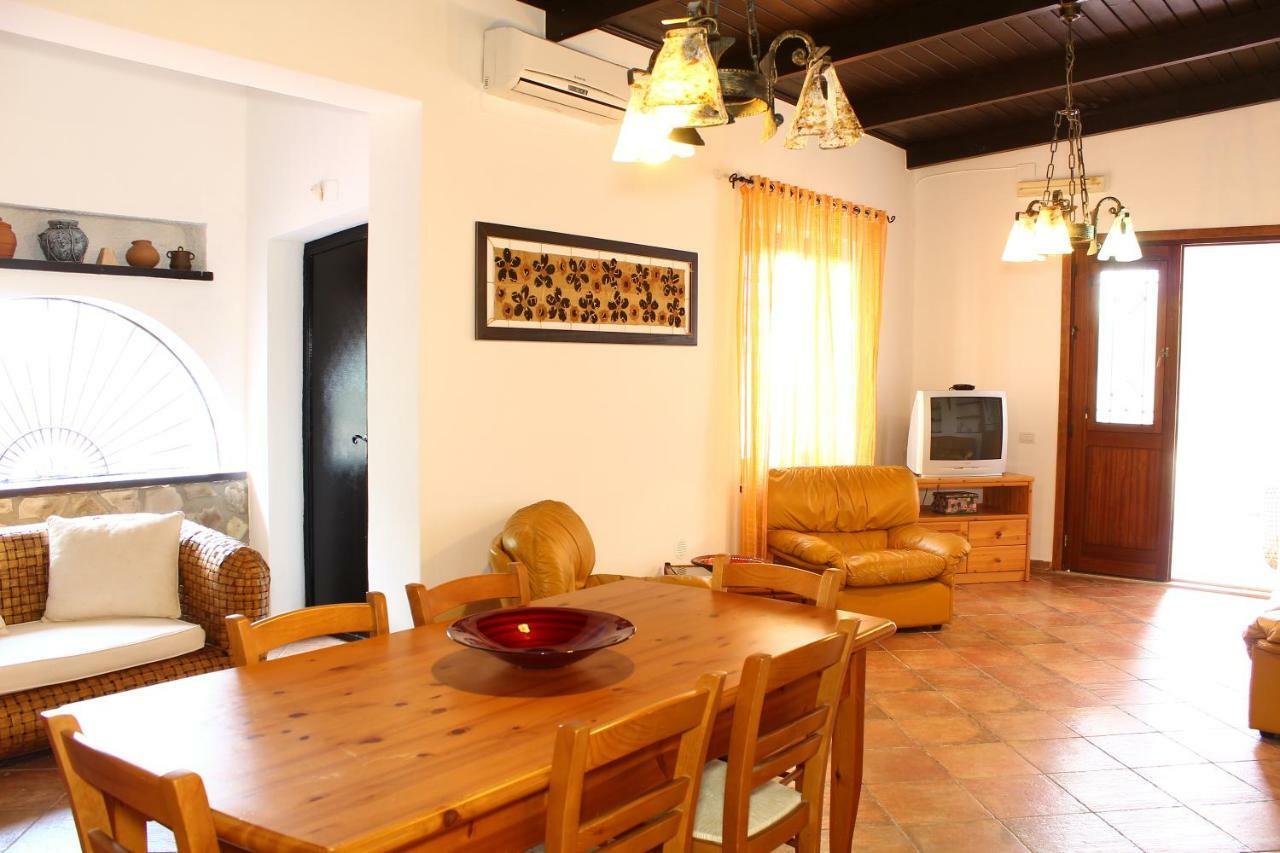Villa Porto Rais Карини Екстериор снимка